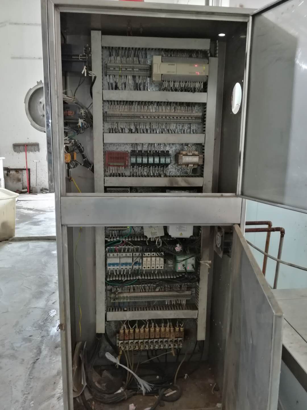 变频器控制柜设计安装