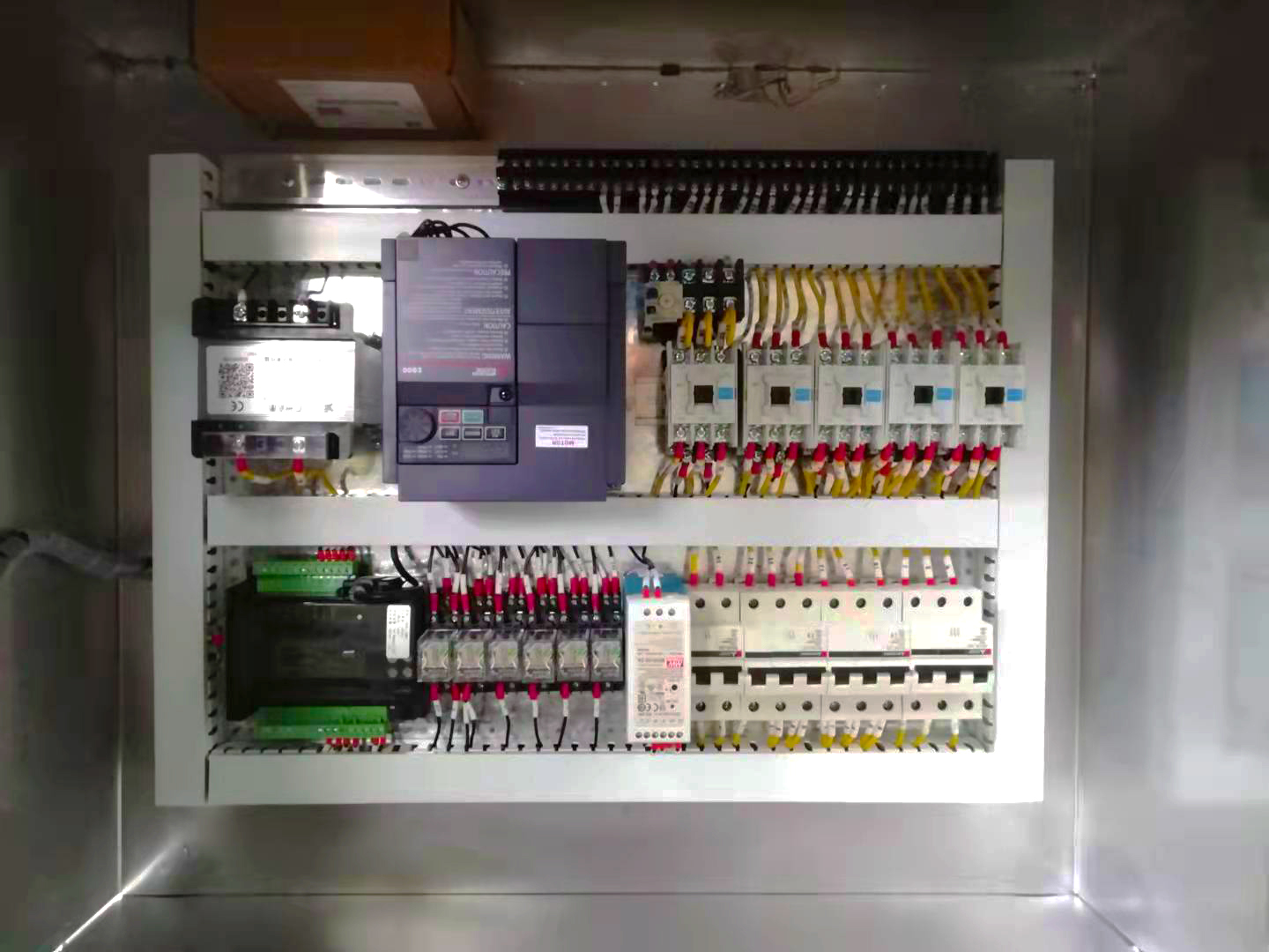 大棚恒温种植恒温控制...