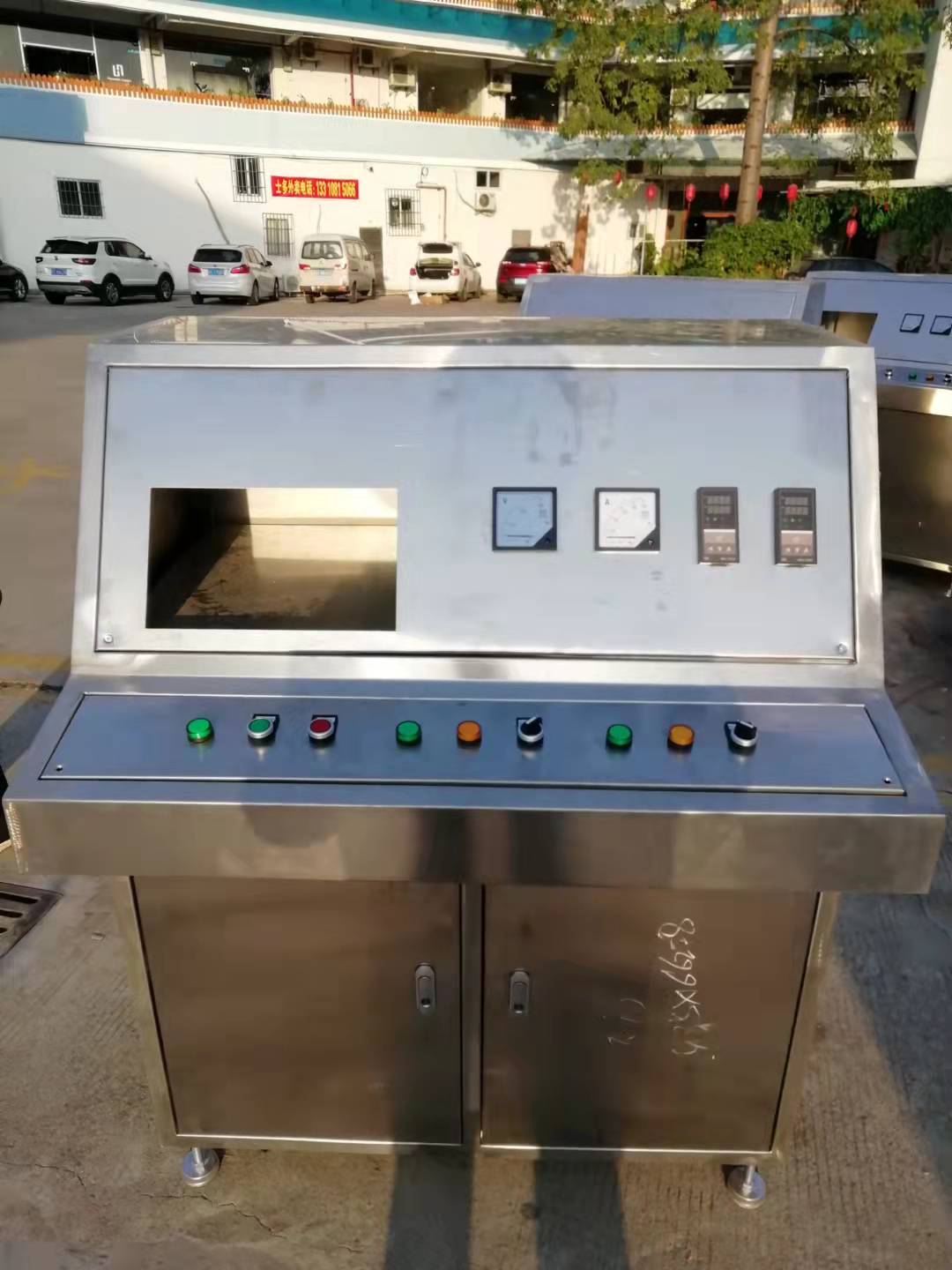 【优控机电】东莞纸厂工控机操作柜